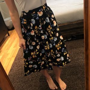 Midi floral skirt